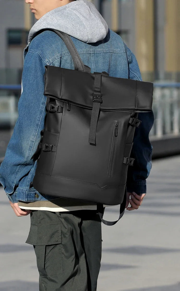 Mochila enrollable de microfibra con espacio para computadora