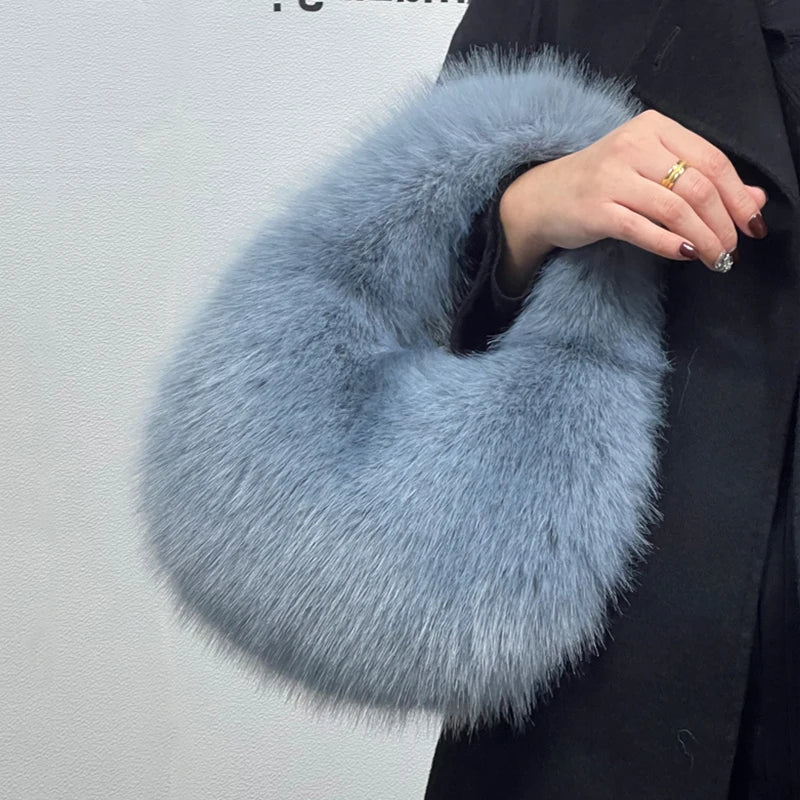Cartera hobo de pelo sintético con forma de media luna
