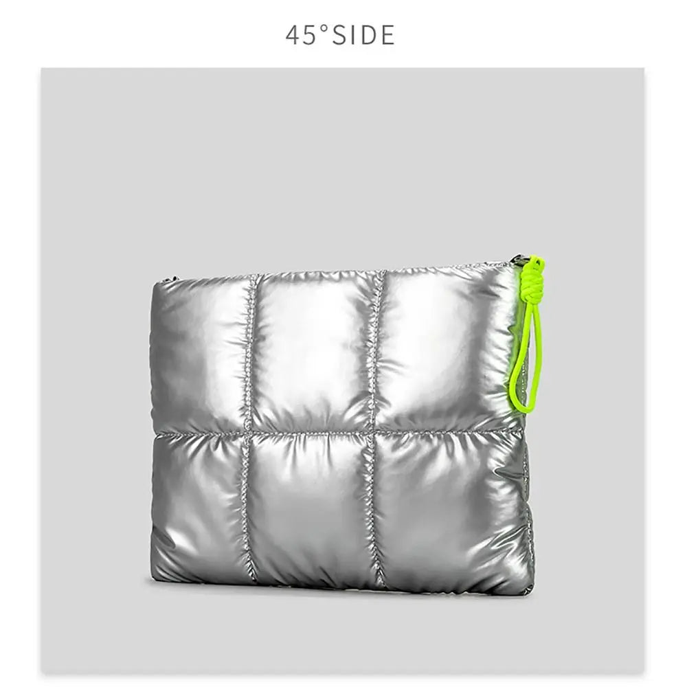 Funda acolchada para notebook con opciones de correa