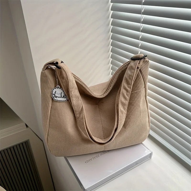Bolso de hombro de corderoy con bolsillos y cierre