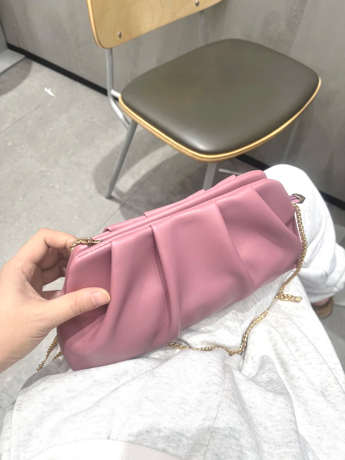 Cartera de fiesta de PU con cadena
