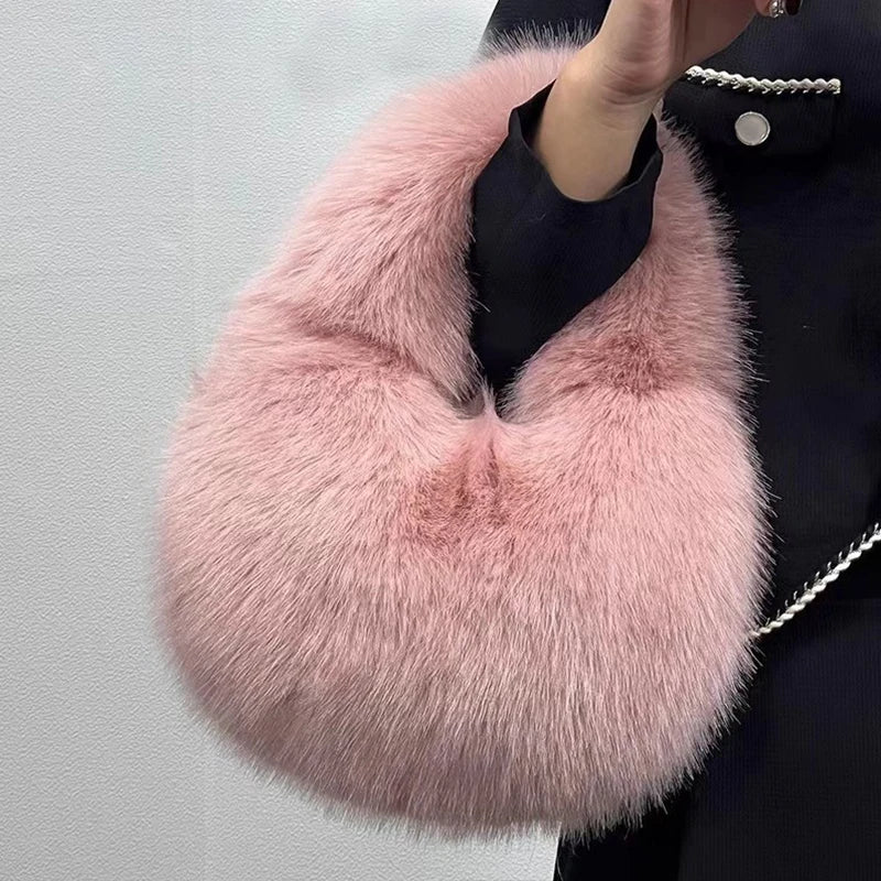 Cartera hobo de pelo sintético con forma de media luna