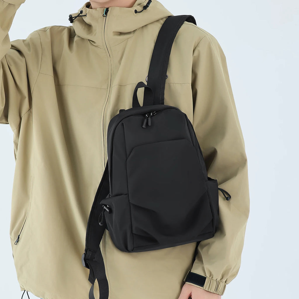 Mini mochila de nylon con bolsillo exterior