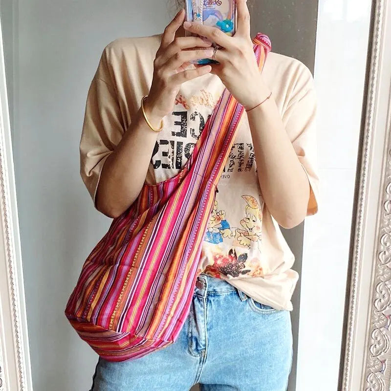 Cartera hobo de lona de estilo bohemio