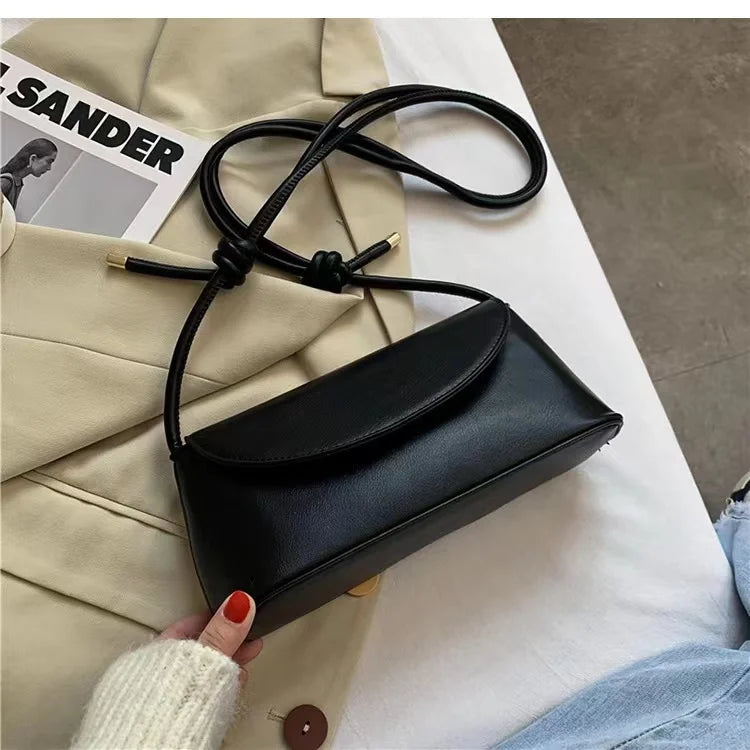 Bandolera rectangular de PU con bolsillo de solapa