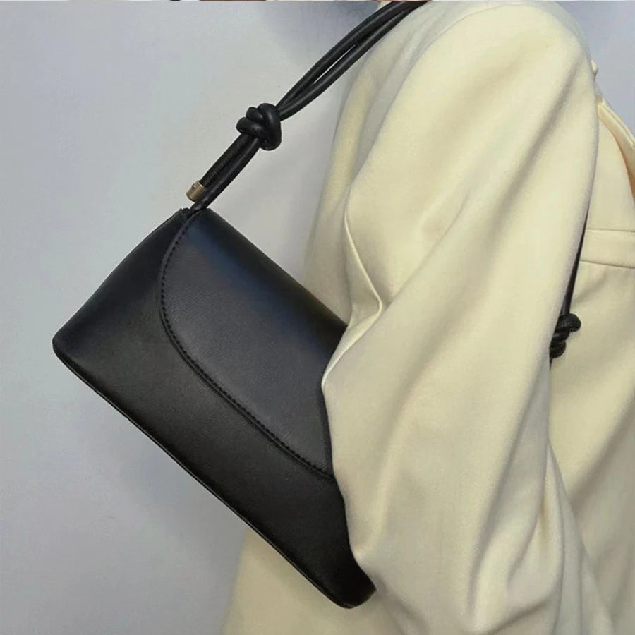 Bandolera rectangular de PU con bolsillo de solapa