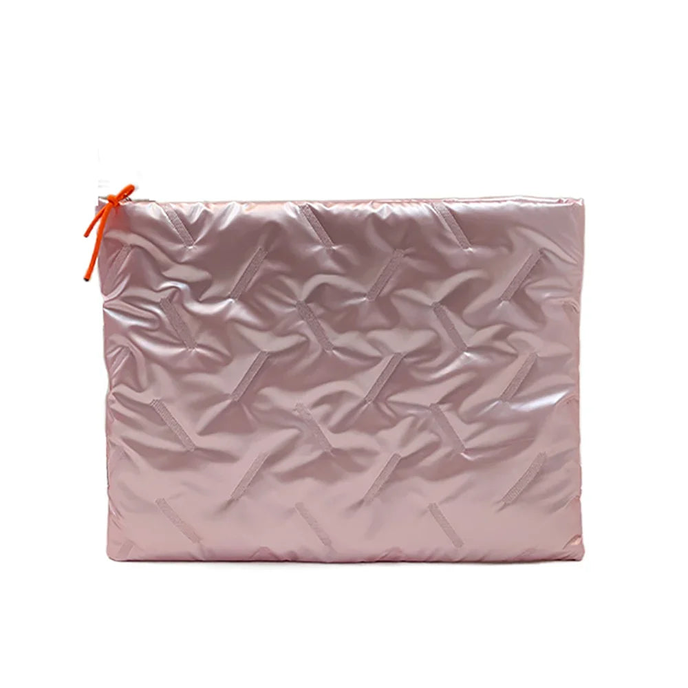 Funda acolchada para notebook con opciones de correa