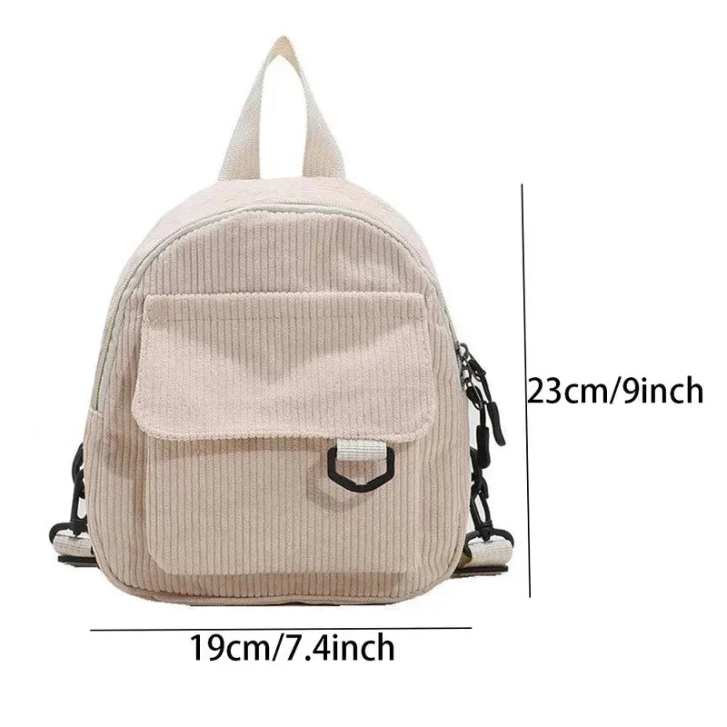 Mini mochila de corderoy con correa regulable
