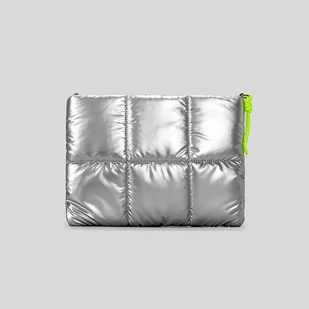 Funda acolchada para notebook con opciones de correa