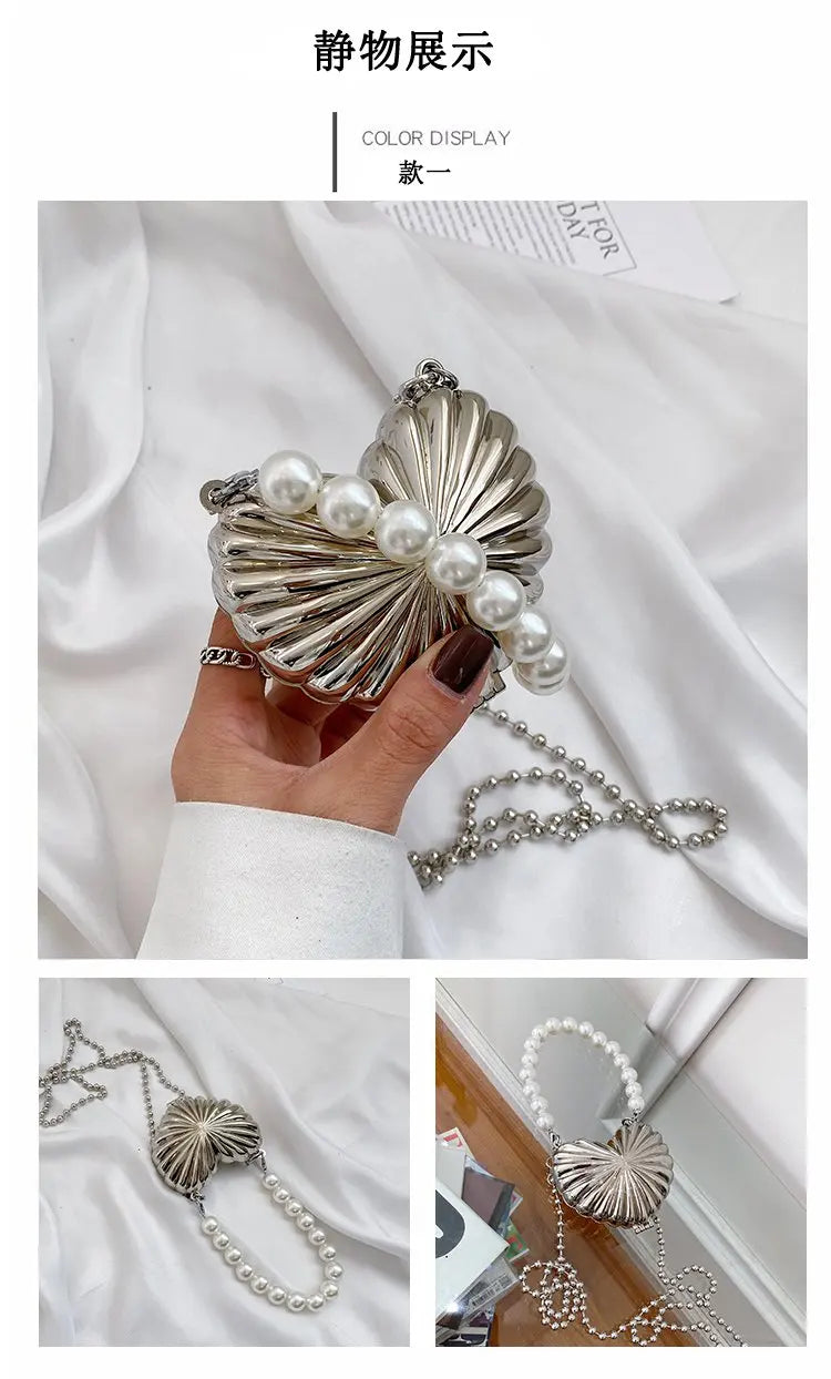 Minaudière metálica mini con cadena cruzada