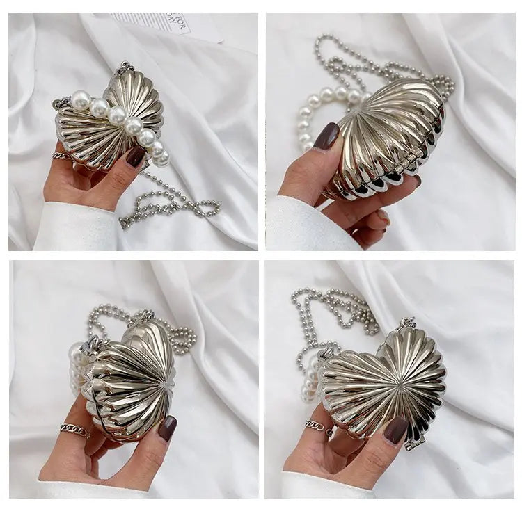 Minaudière metálica mini con cadena cruzada