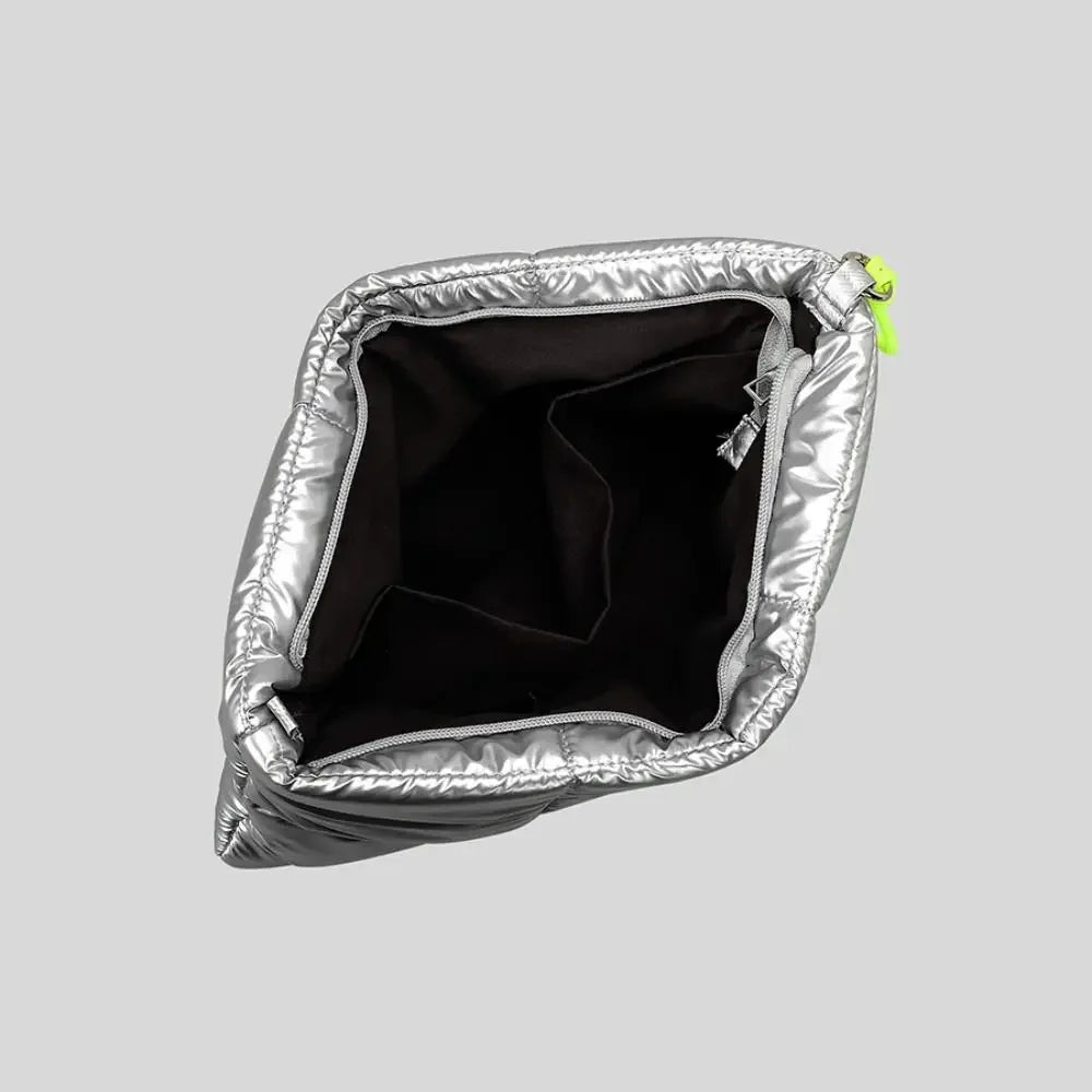 Funda acolchada para notebook con opciones de correa