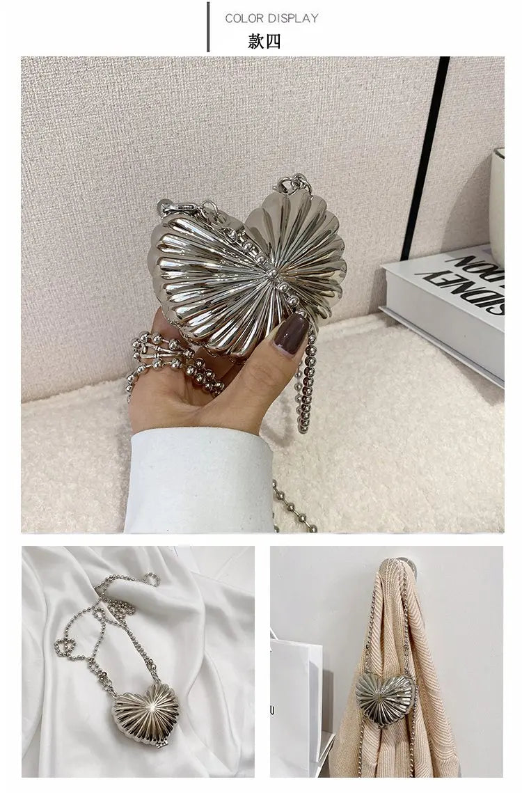 Minaudière metálica mini con cadena cruzada