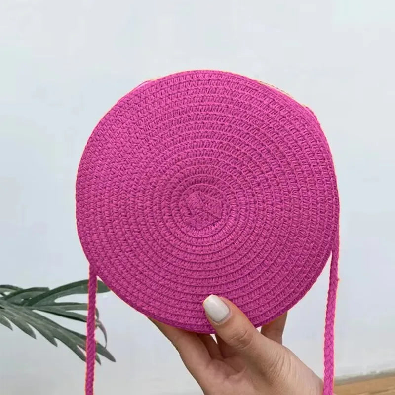 Bandolera redonda de paja tejida con cierre