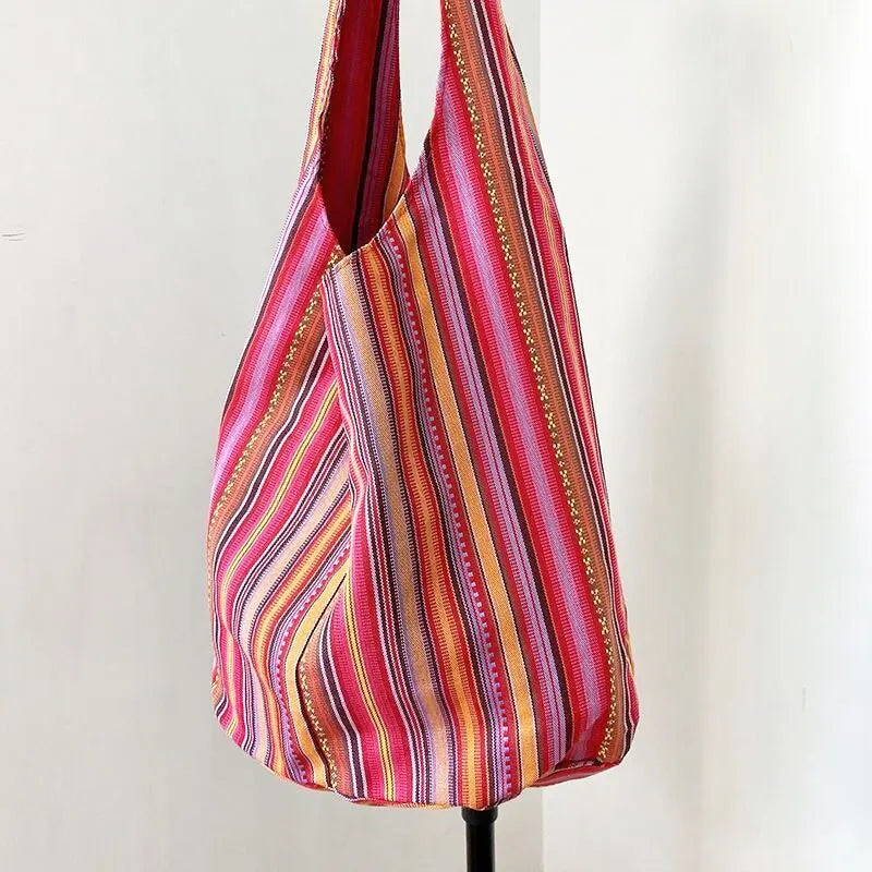 Cartera hobo de lona de estilo bohemio