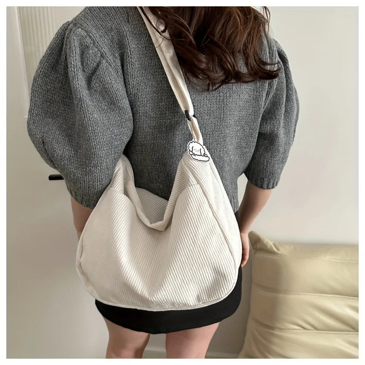 Bolso de hombro de corderoy con bolsillos y cierre